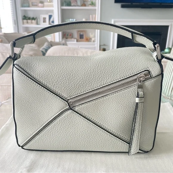 Loewe Small Puzzle Bag in light Celadon - Picture 8 of 14